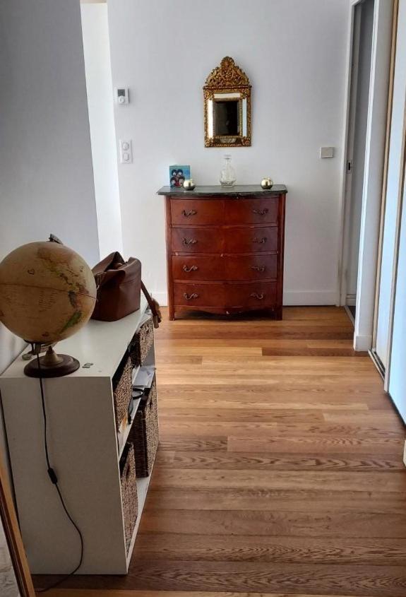 Chambre Lit 2 Personnes Dans Appartement Du Logeur ماندوليو لا نابول المظهر الخارجي الصورة